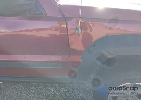 2006 Jeep Liberty Renegade from USA, damaged, VIN 1J8GL38K36W171711